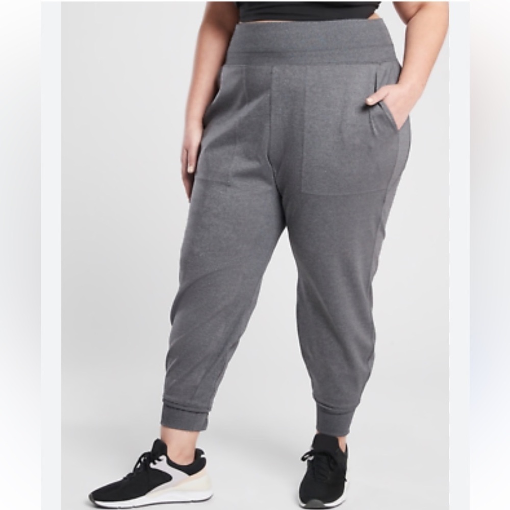 NEW Athleta Venice Jogger Heather Gray Lightweight Casual Joggers